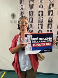 Diretora da FAC, Dione Moura, representa a ABEJ na campanha pela PEC do  Diploma  de Jornalista. 